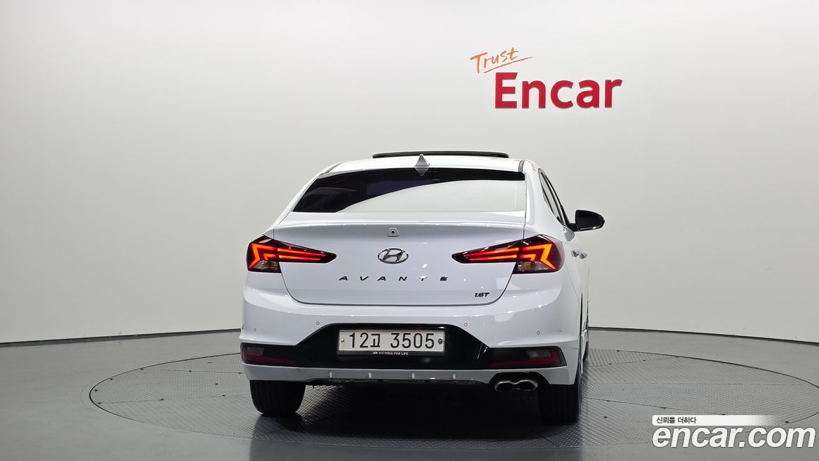 Hyundai AVANTE 2019