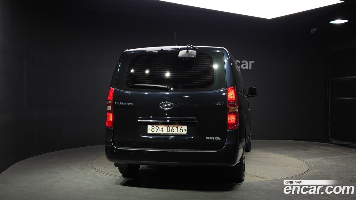 Hyundai Starex 2021