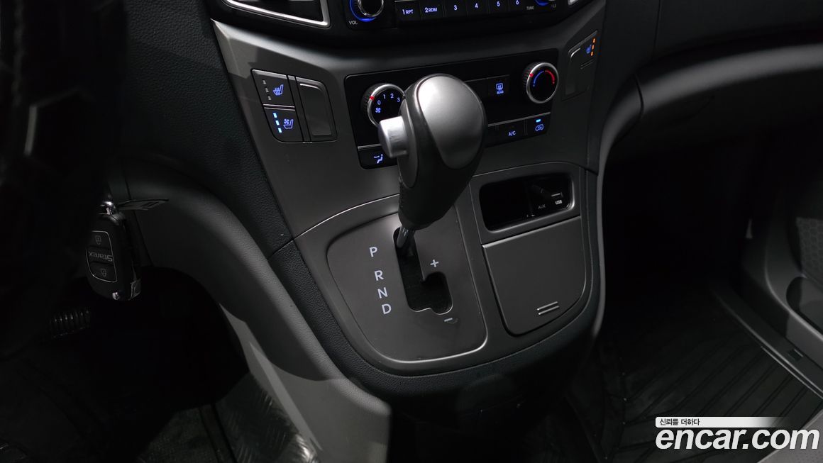 Hyundai Starex 2021