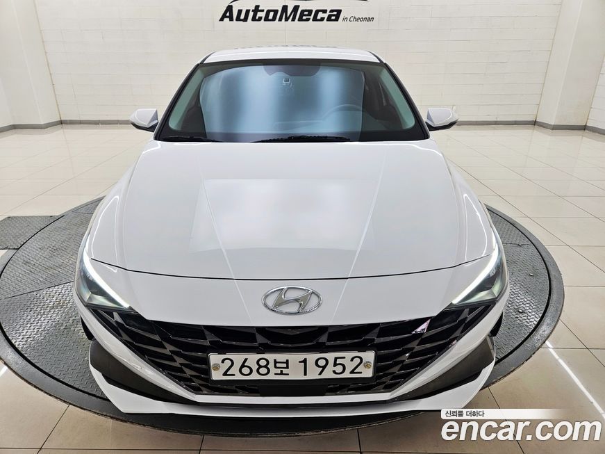 Hyundai AVANTE 2021