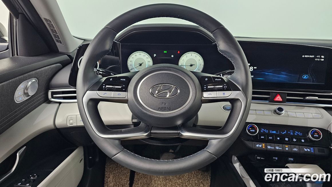 Hyundai AVANTE 2022