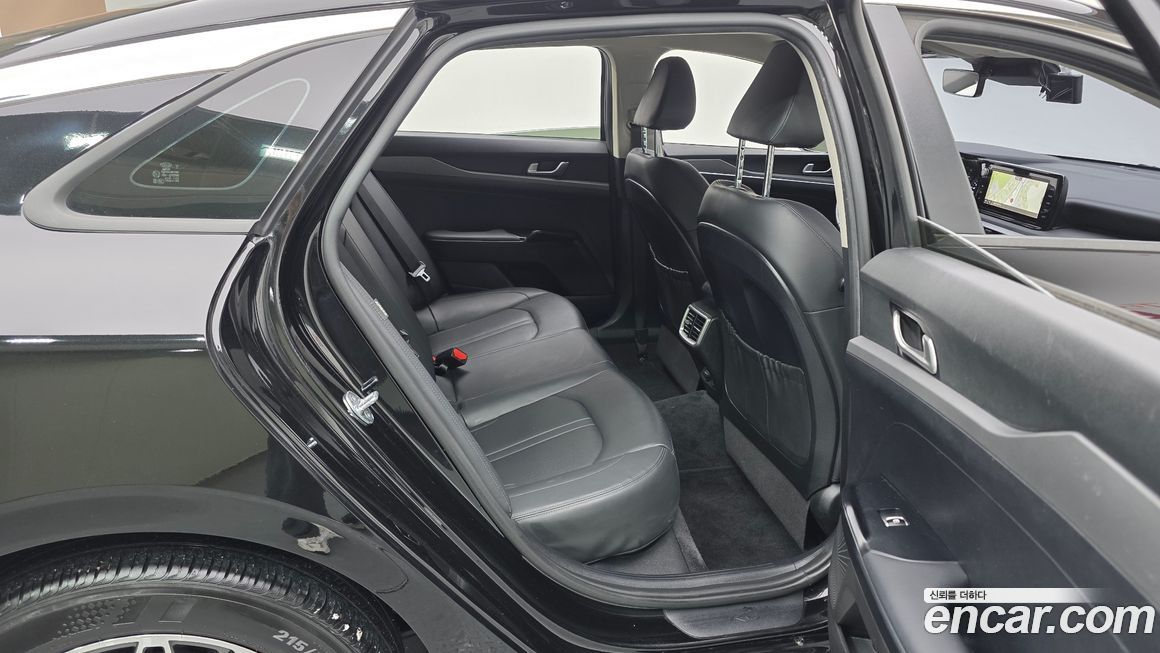 Kia K5 2021