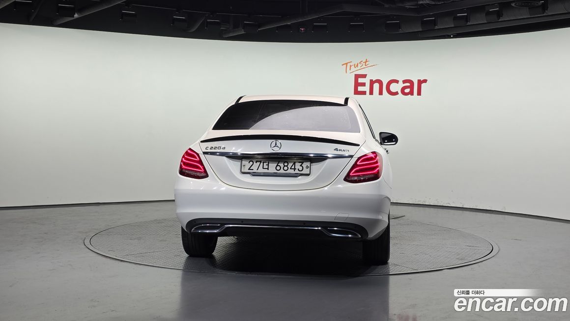 Mercedes-Benz C-Class 2018