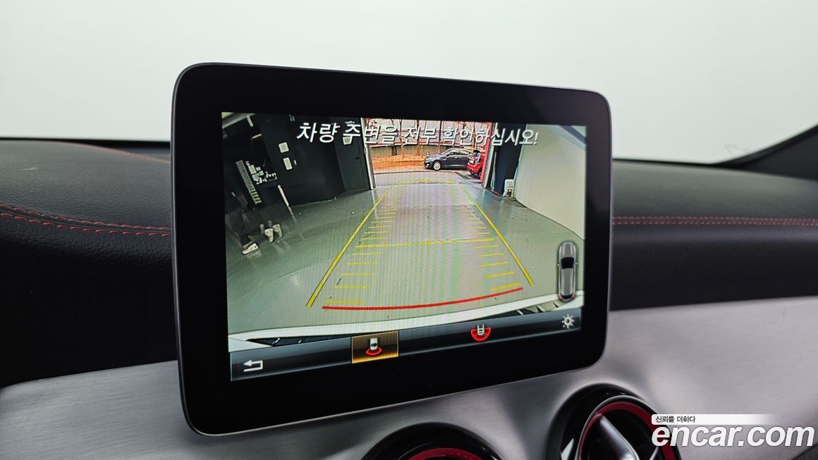 Mercedes-Benz GLA-Class 2017