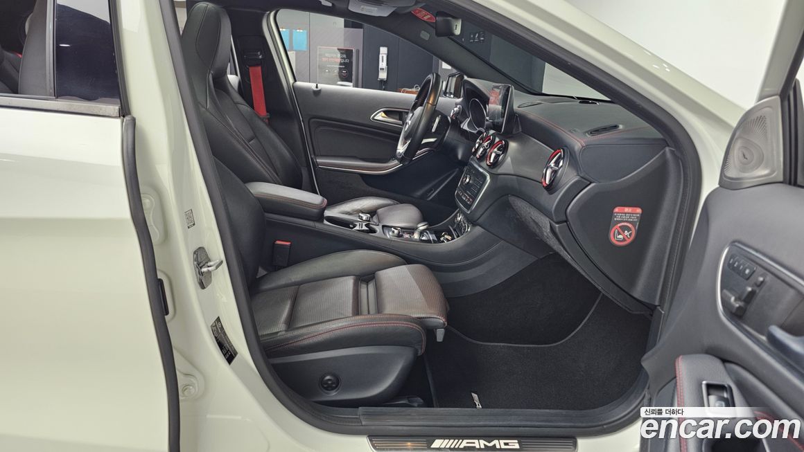 Mercedes-Benz GLA-Class 2017