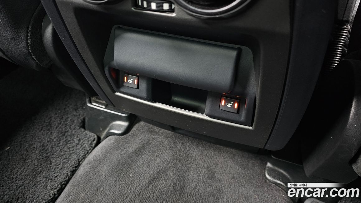 Land Rover Discovery 2013