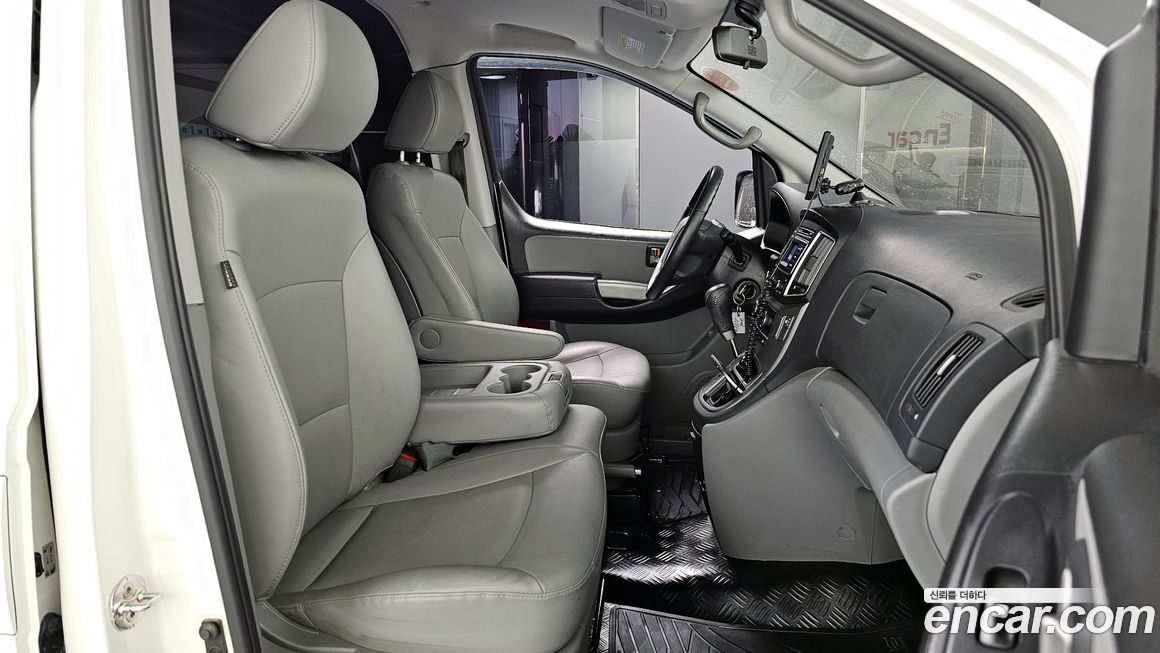Hyundai Starex 2020