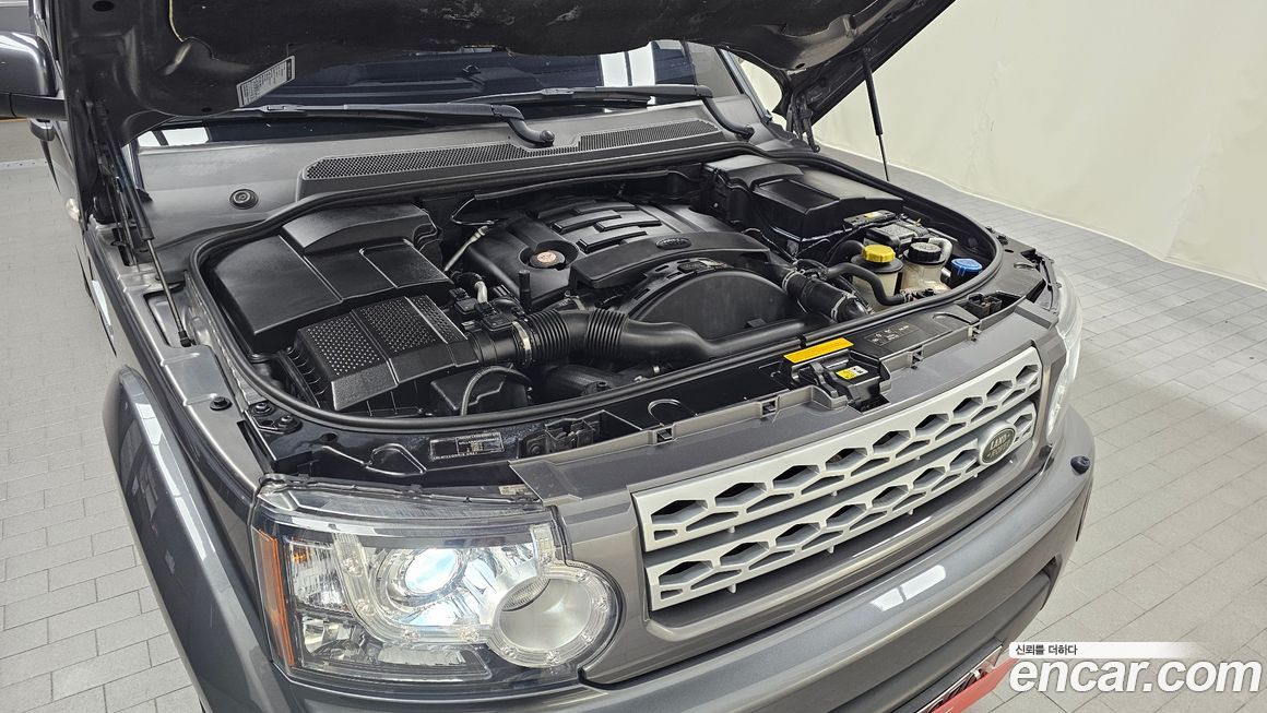 Land Rover Discovery 2013