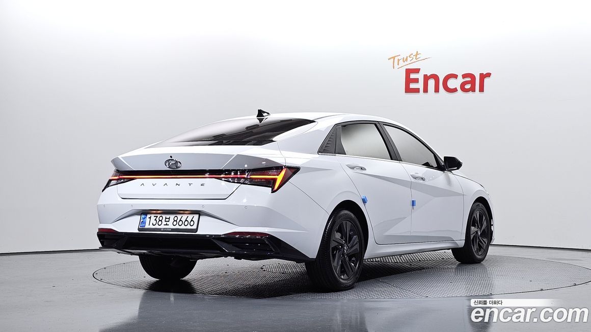 Hyundai AVANTE 2021