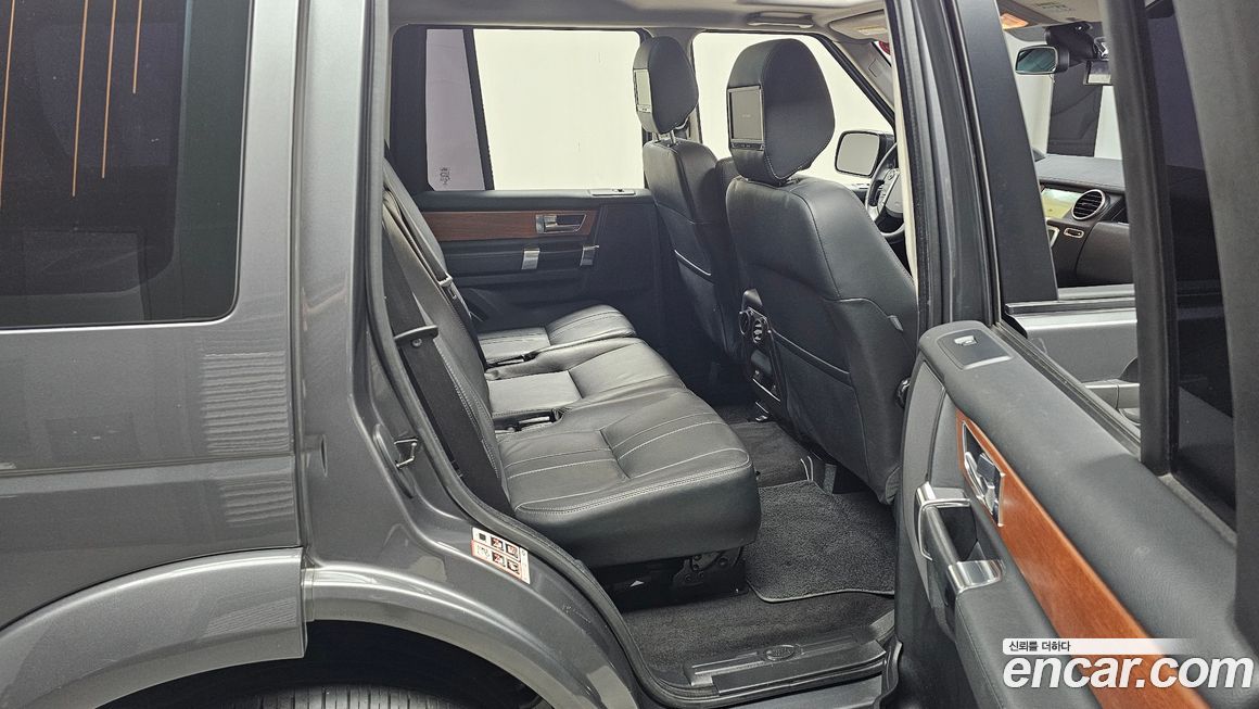 Land Rover Discovery 2013