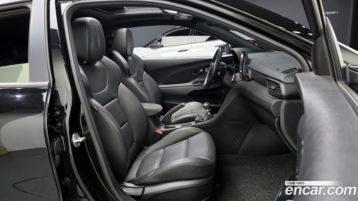 Hyundai Veloster 2019