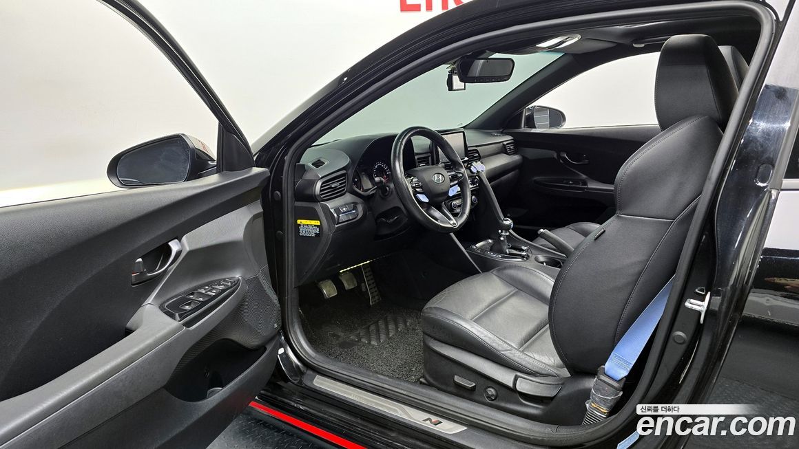 Hyundai Veloster 2019