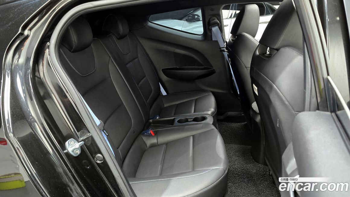 Hyundai Veloster 2019