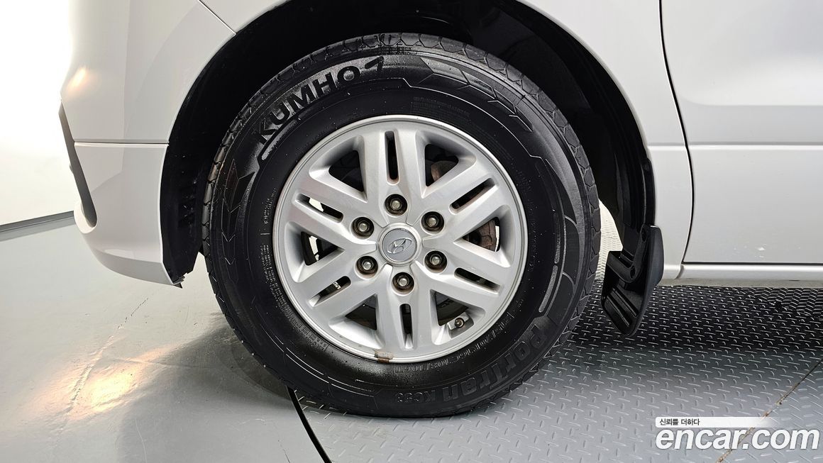 Hyundai Starex 2020