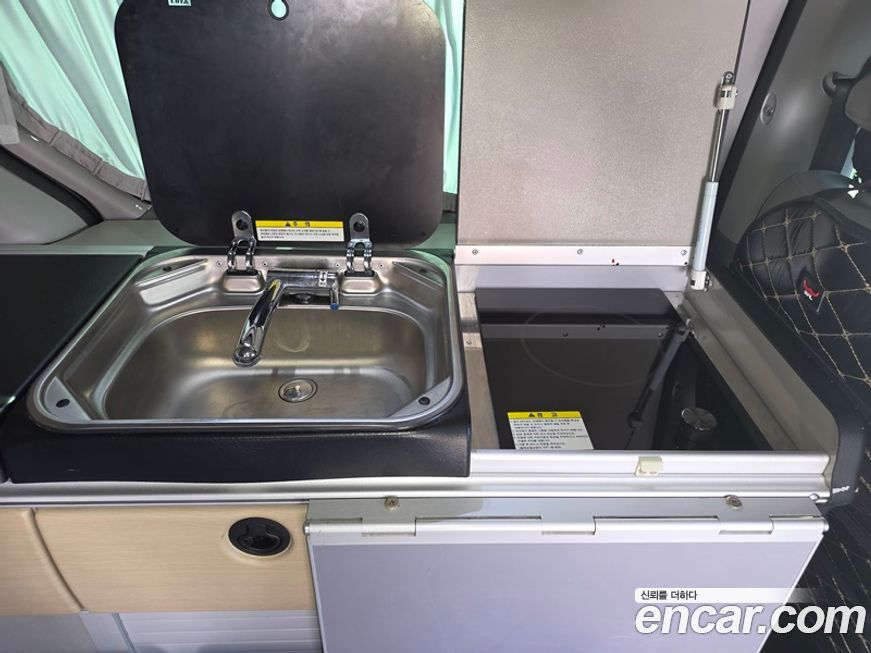 Hyundai Starex 2013