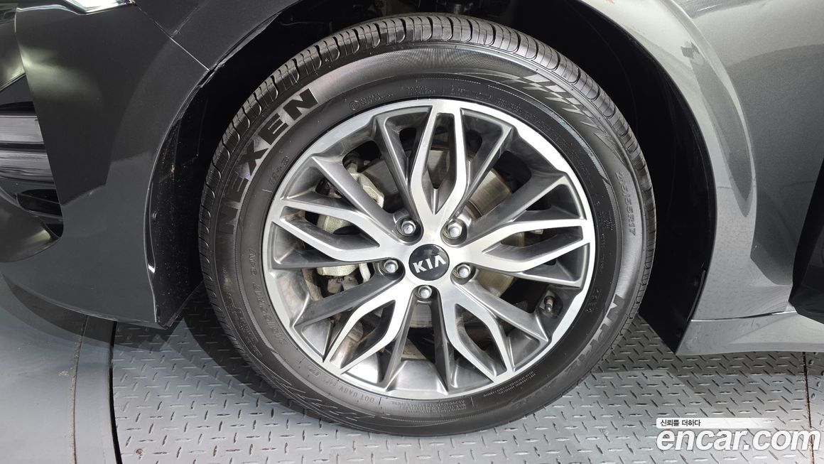 Kia K5 2021
