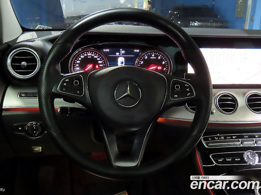 Mercedes-Benz E-Class 2017
