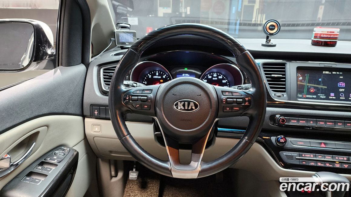 Kia Canival 2019