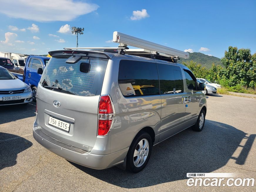 Hyundai Starex 2015