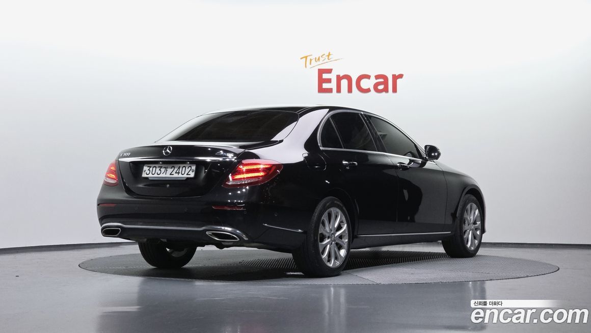 Mercedes-Benz E-Class 2017