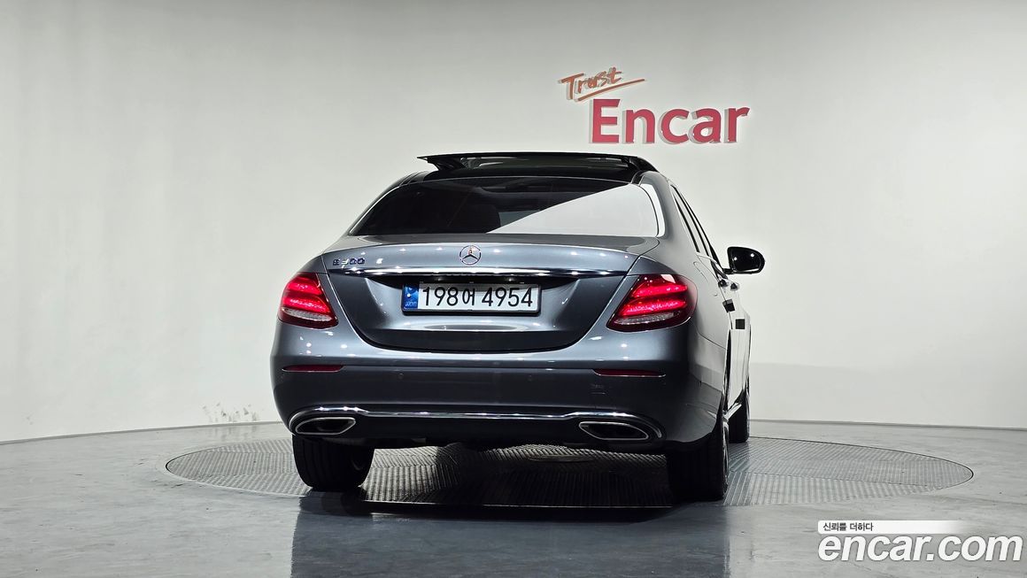 Mercedes-Benz E-Class 2017