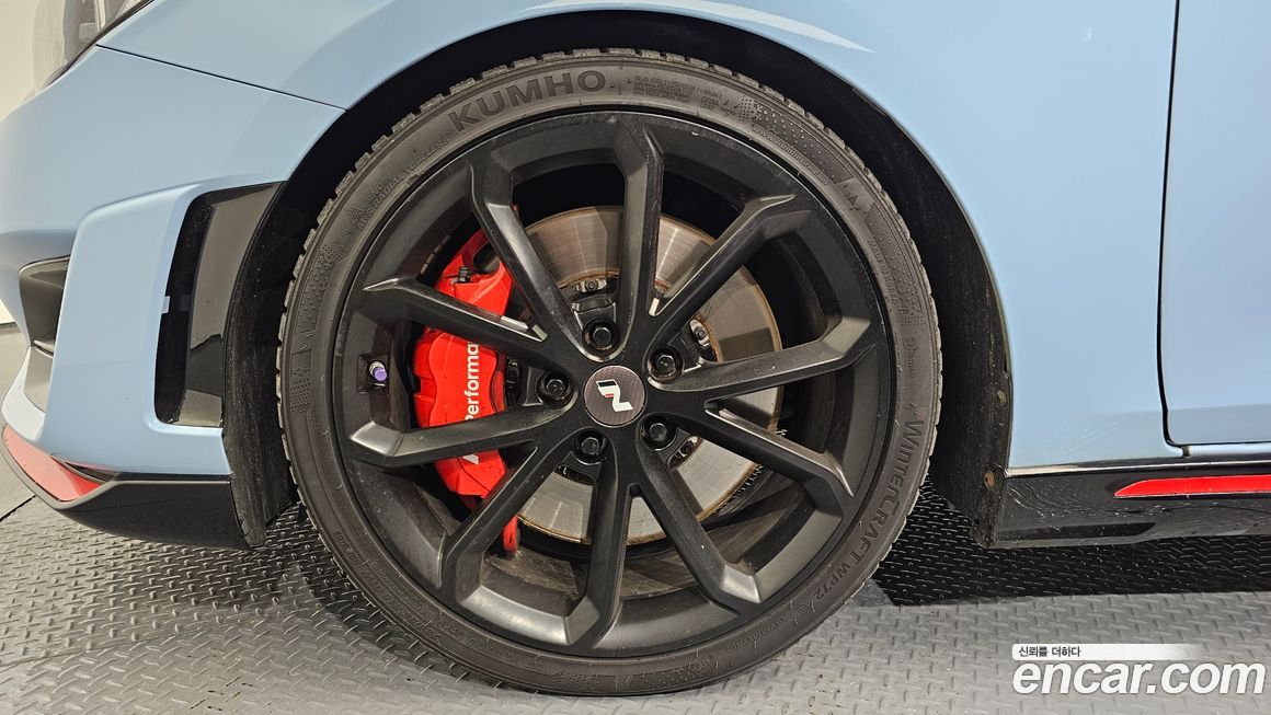 Hyundai Veloster 2021