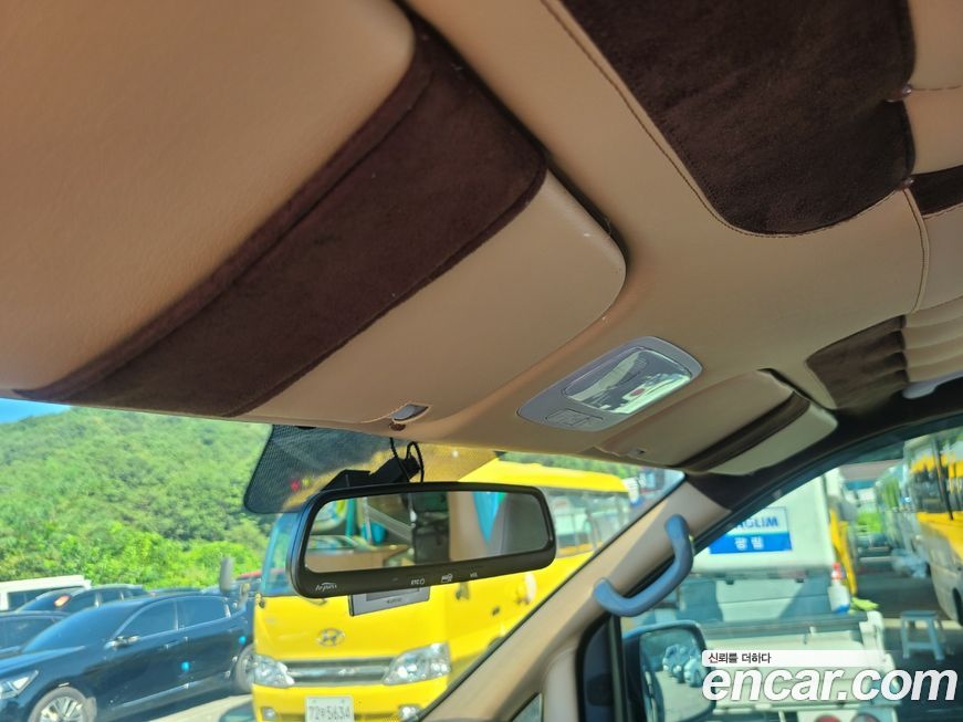 Hyundai Starex 2015