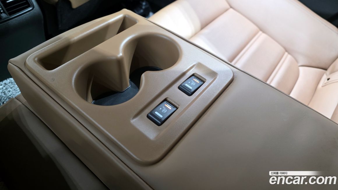 Renault-KoreaSamsung SM6 2023