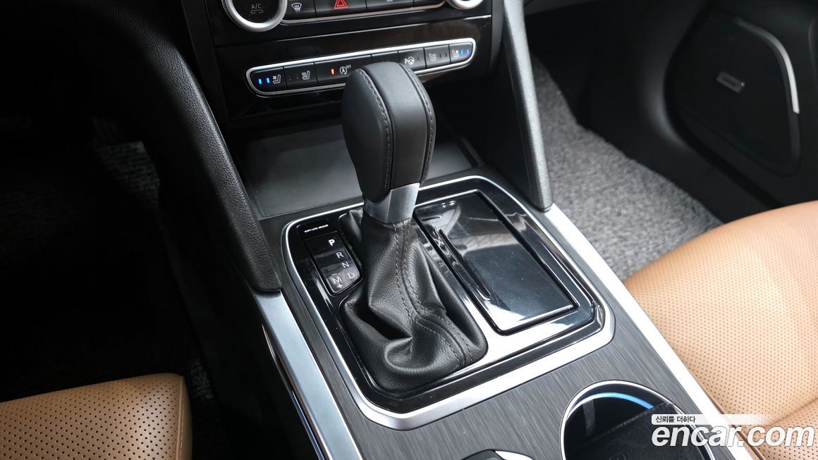 Renault-KoreaSamsung SM6 2023