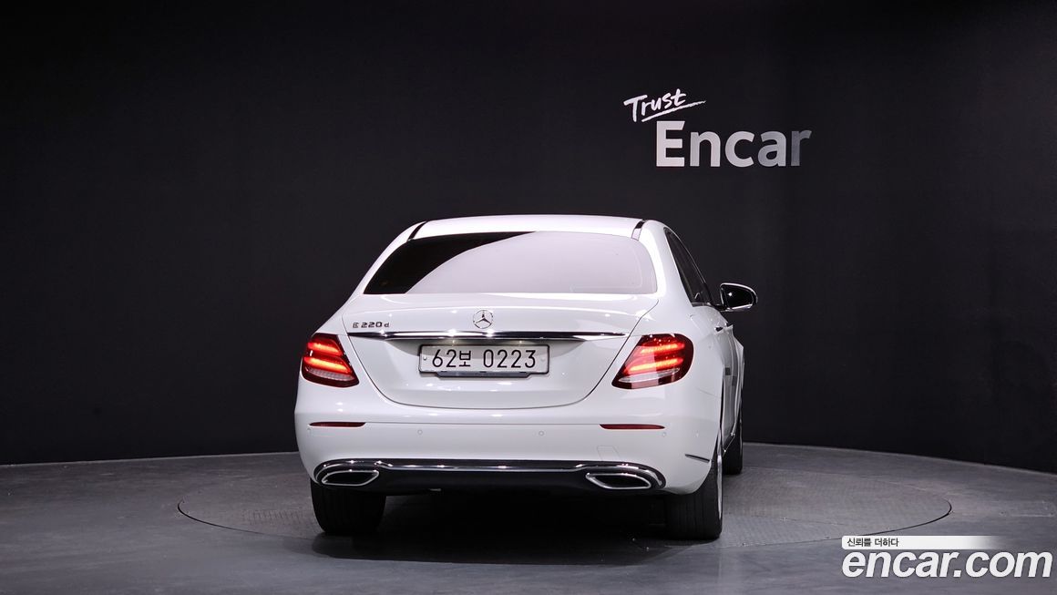 Mercedes-Benz E-Class 2017