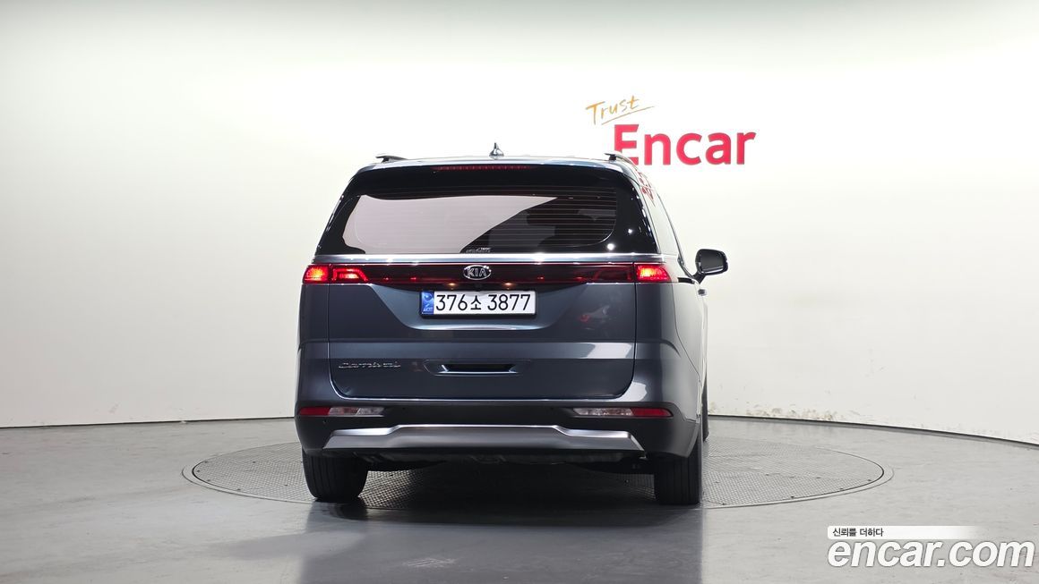 Kia Canival 2021
