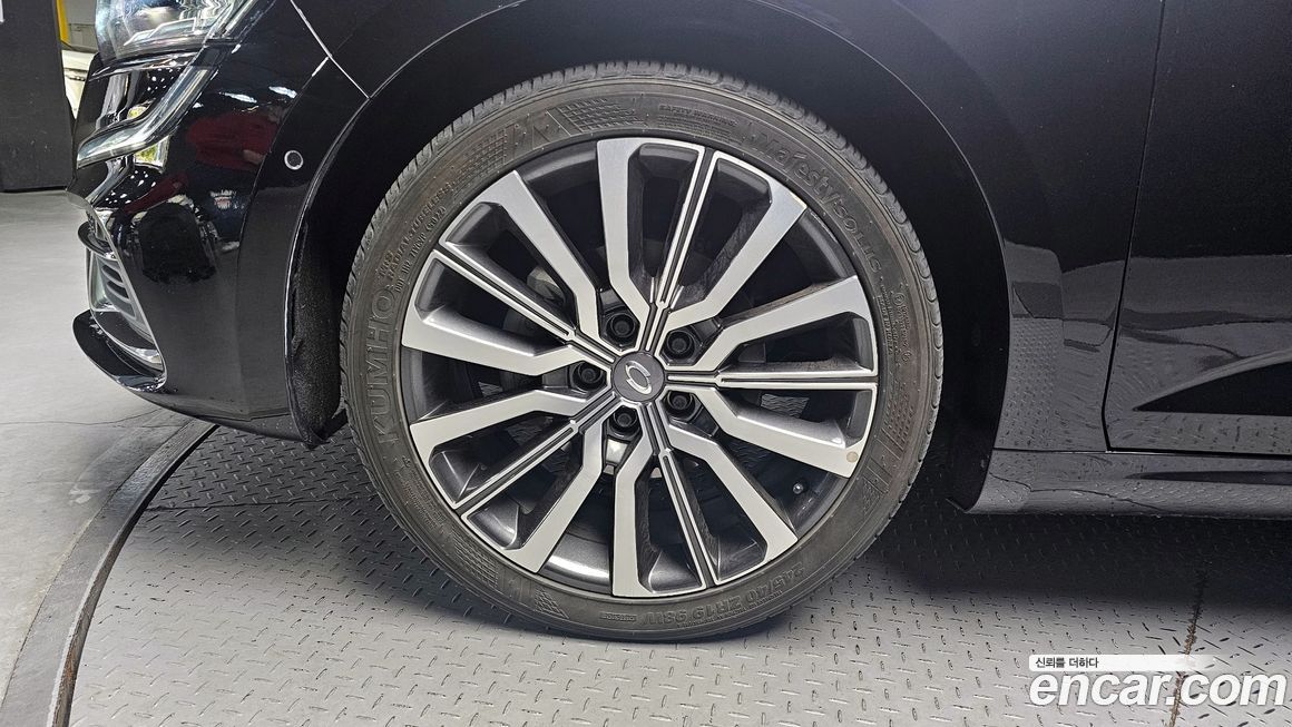 Renault-KoreaSamsung SM6 2023