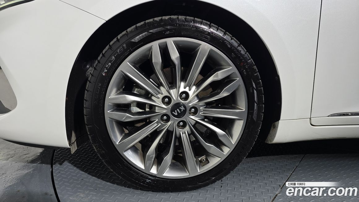 Kia K7 2020