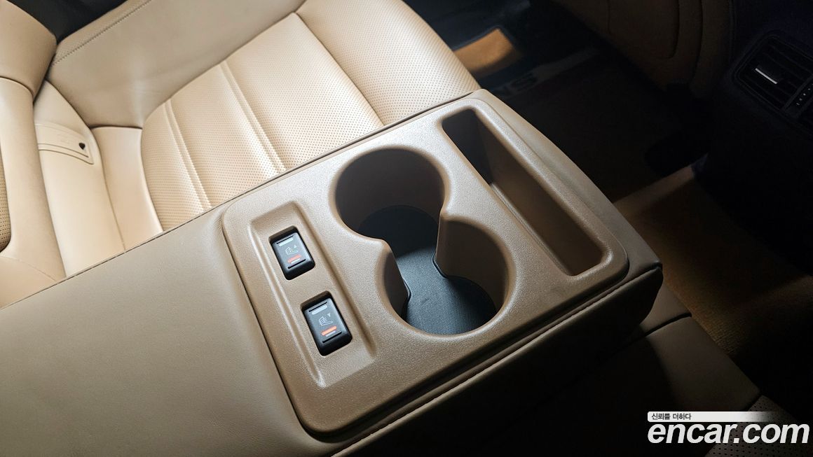 Renault-KoreaSamsung SM6 2023