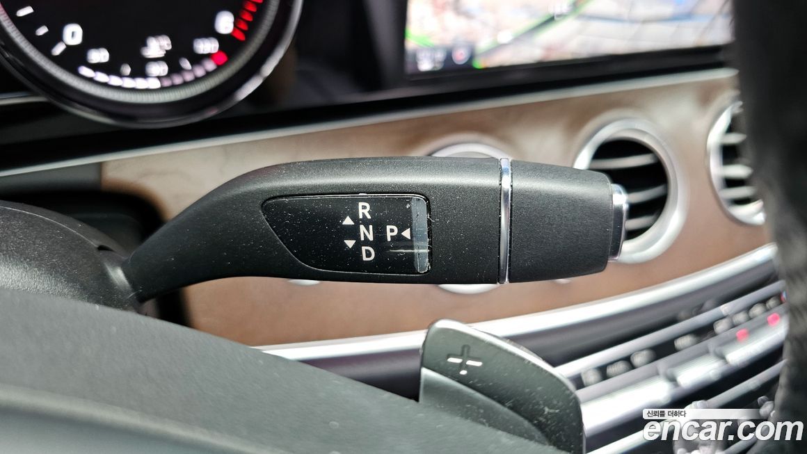 Mercedes-Benz E-Class 2017