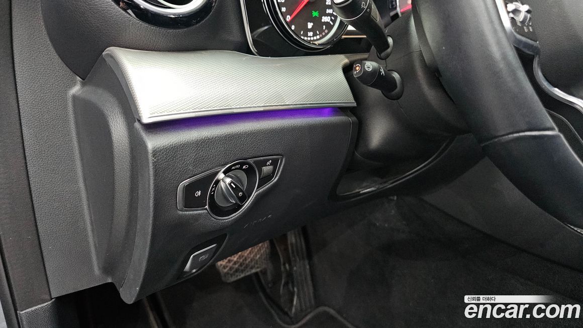 Mercedes-Benz E-Class 2019