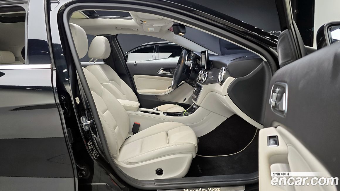 Mercedes-Benz GLA-Class 2019