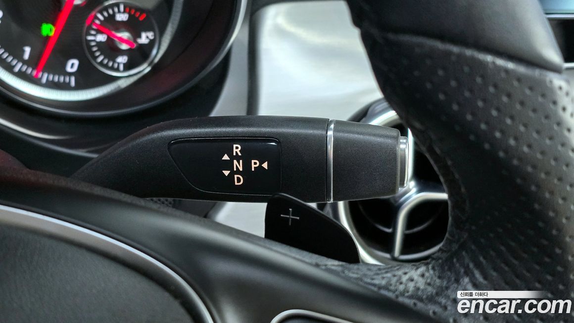 Mercedes-Benz GLA-Class 2019