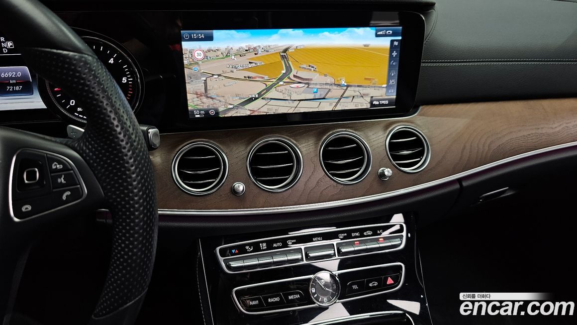 Mercedes-Benz E-Class 2017