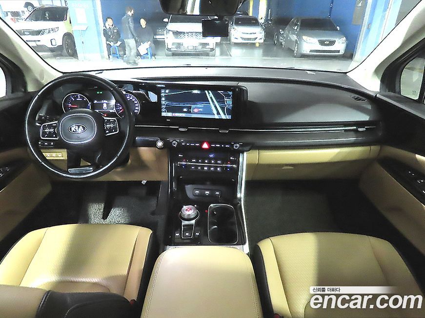 Kia Canival 2021