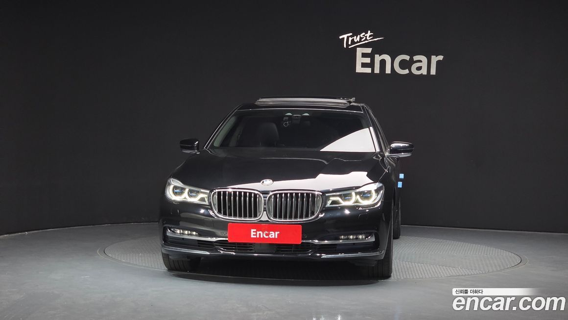BMW 7-Series 2016
