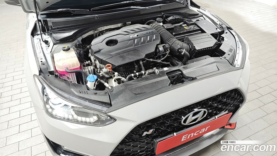 Hyundai Veloster 2022