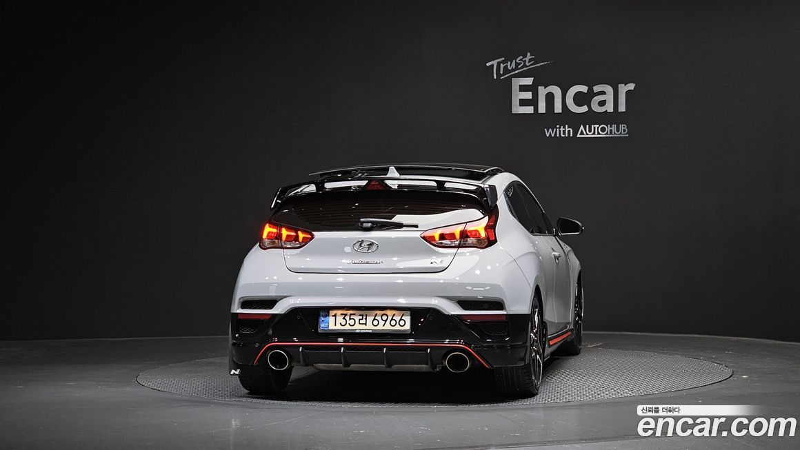 Hyundai Veloster 2022