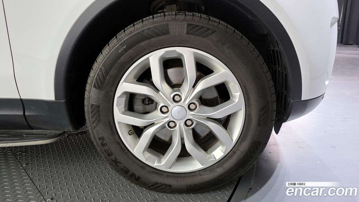 Land Rover Discovery 2018