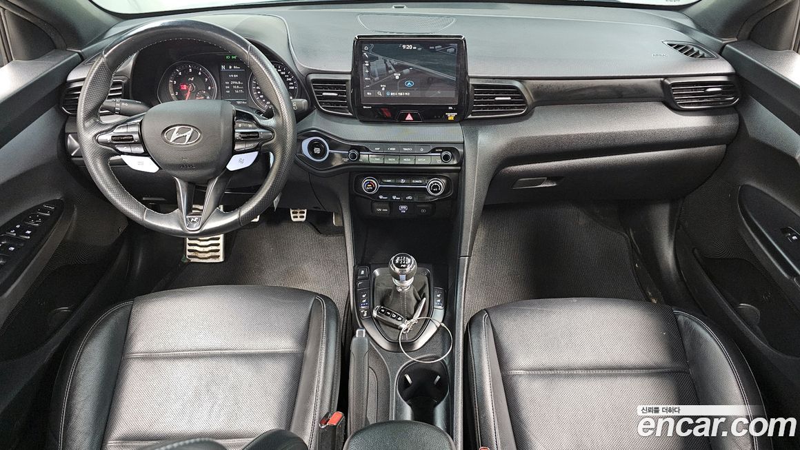 Hyundai Veloster 2022