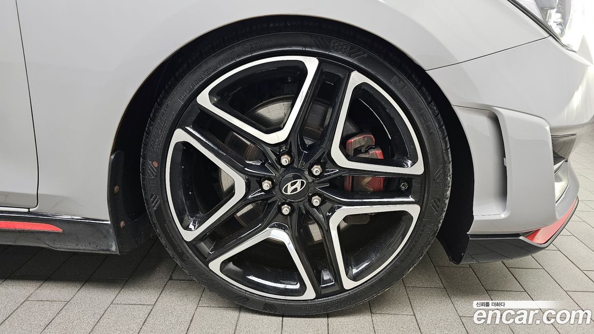 Hyundai Veloster 2022