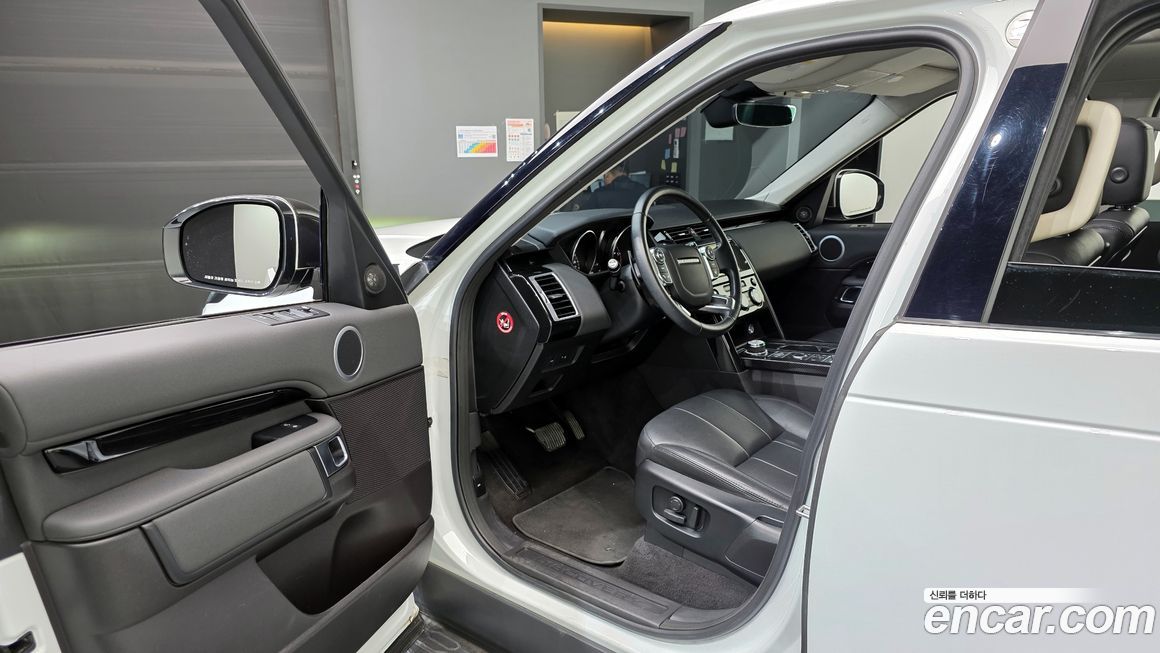 Land Rover Discovery 2018
