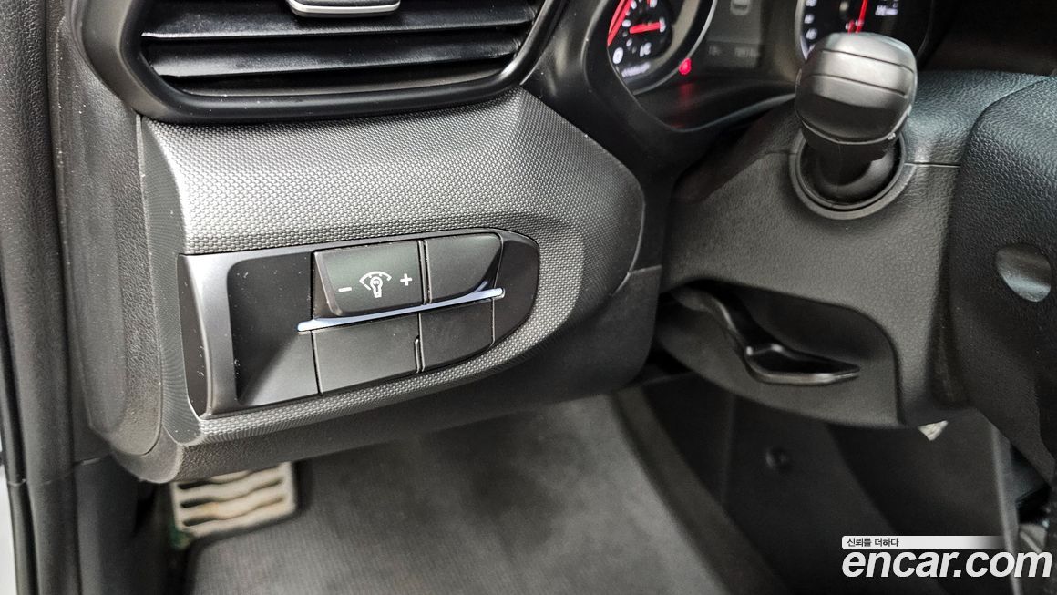 Hyundai Veloster 2022