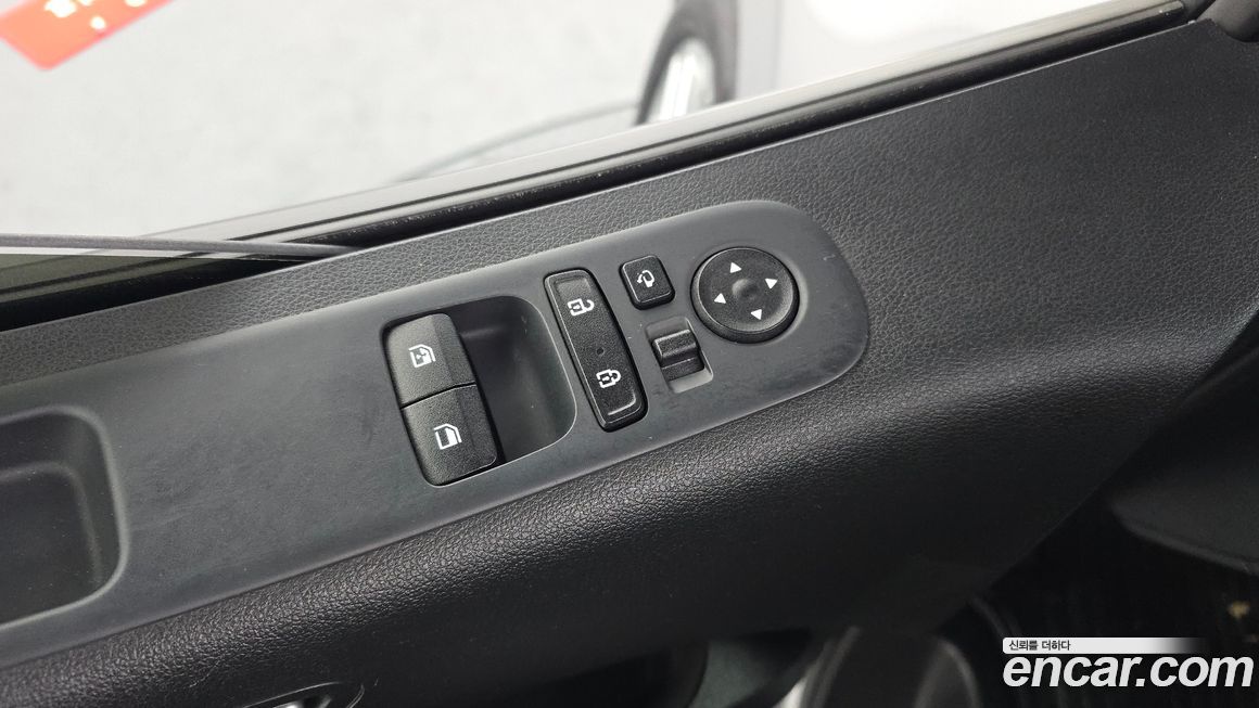 Hyundai Staria 2024