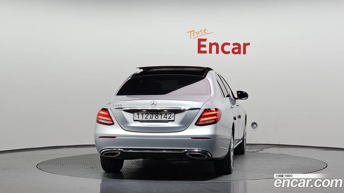 Mercedes-Benz E-Class 2017